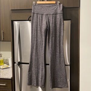 Lululemon yoga pants